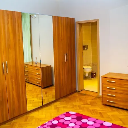 The Perfect Selfie Old Town Flat