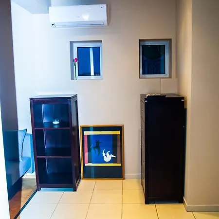 The Perfect Selfie Old Town Flat Bucharest
