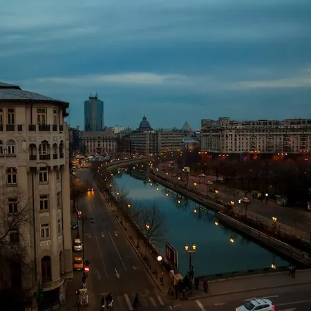 The Perfect Selfie Old Town Flat Bukarest